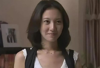 高露白百何14年恩怨重提,当年隐婚生下的女儿,今已开始为她争光