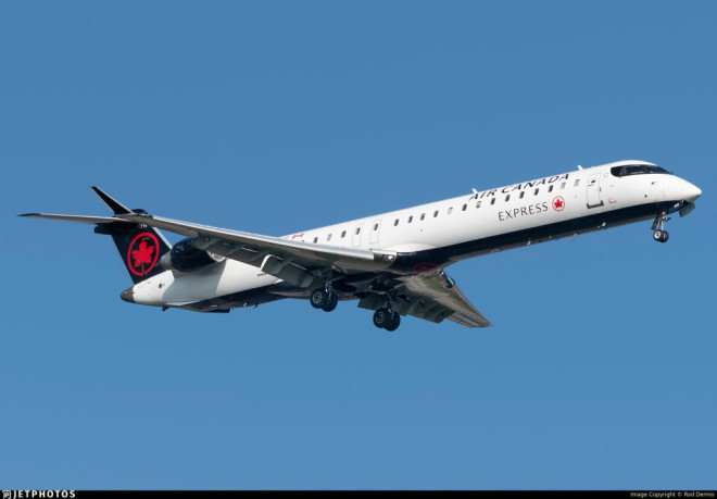 Air Canada Express CRJ-900 C-GNJZ