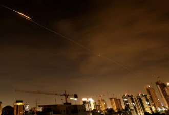 以色列空中拦截系统故障 两枚伊朗导弹袭击以南部