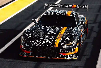 全新梅赛德斯-AMG GT3赛车及公路车官方谍照发布