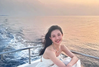 春日赏花穿什么？看看热巴和鞠婧祎就知道了！