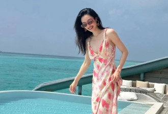 春日赏花穿什么？看看热巴和鞠婧祎就知道了！