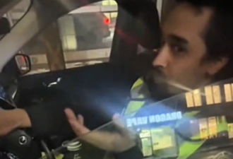 印度小哥街头硬刚交警！你觉得这张罚单该贴吗？