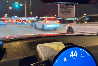 太疯狂! 多伦多全城"抢油": 华人连夜排队, Costco挤爆
