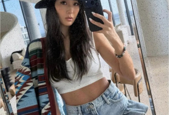 47岁孙芸芸荣升外婆，26岁女儿被曝未婚生子，在澳洲做单亲妈妈