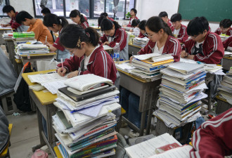 张雪峰猝逝引发中国人反思 他真正的错误是…