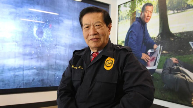 Henry Lee standing in the Institute of Forensic Science at the University of New Haven