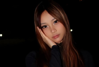 13岁甜馨长变样了，与妈妈合照宛如姐妹，变胖了不少