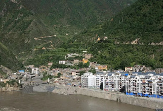 房子不住人放骨灰？中国严厉打击“骨灰房”现象