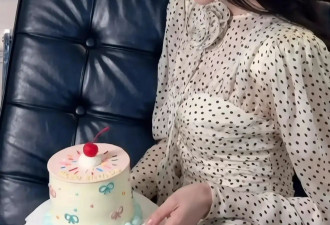 被娜然美到了，庆生穿波点裙简单不复杂，“扭腰杀”“妲己”附身