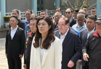 访陆前 郑丽文率国民党高层祭拜蒋介石陵寝求保佑
