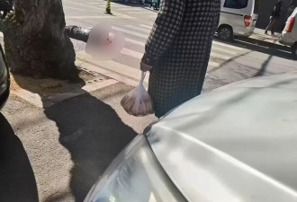 中国惊传随机砍人 1人头被砍下 倒在大马路