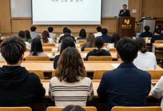 “强制休学 勒令离境” 112名中国留学生遭驱逐