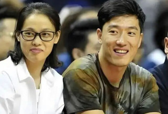 42岁刘翔近况曝光！与葛天离婚后娶吴莎，如今长期在国外旅游很惬意