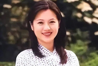 央视名嘴去世12年，独留警察丈夫和女儿如今怎样了