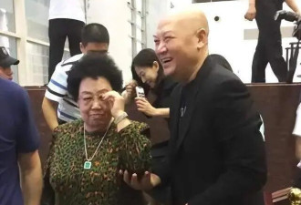 陈丽华和老公互称董事长迟先生,百亿遗产早有安排