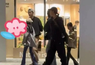 偶遇朱亚文沈佳妮一家四口出行，11岁大女近爸肩膀，纤细漫画腿十分抢镜