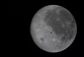 NASA四名宇航员代表人类，首次目睹月球背面