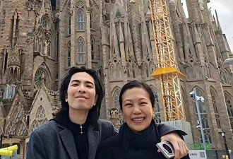萧敬腾和52岁林有慧西班牙游玩，老妻少夫恩爱有加，相处宛如母子