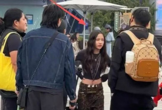 孙莉带子女逛环球影城，12岁女儿太像黄磊