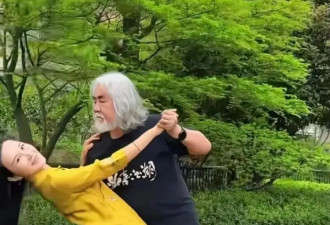 75岁张纪中嘴上虽然埋怨妻子，但自爆还要生第五胎，岳母给他让座