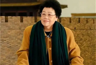 中国前女首富去世：捐了数千万，一天只花10块钱
