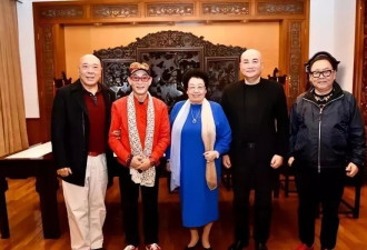 36年"唐僧肉"的深情,照见了多少标签化爱情的偏见