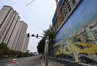 实在撑不下去，又一场集体撤退开始了