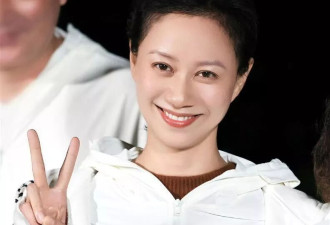倪虹洁坦言替前夫还债千万：大年初二连拍42场戏