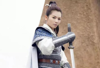 他曾与刘涛同床共枕4年，如今年过六旬依旧未娶