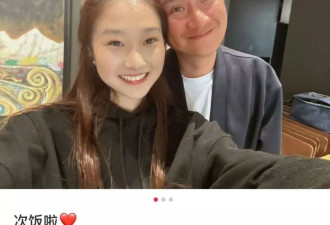 演员文章开饭店了！迎宾端盘子笑容满面