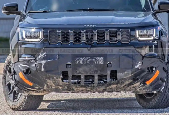 专属越野套件上身 Jeep切诺基Trailhawk版谍照