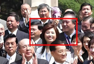 2005年，郑丽文访问大陆时，一组罕见照片