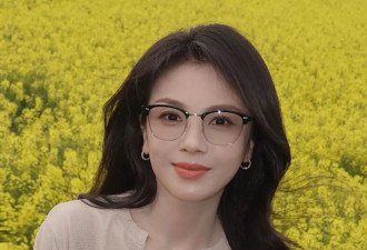 又被刘涛狠狠美到了，中年女人留长发+穿搭在线，气质温婉显年轻