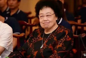 陈丽华离世仅5天，前员工公开爆料其人品