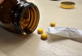 药品食品保健品一打开 干燥剂要马上拿出来