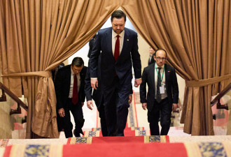 美国是在与伊朗谈判，还是发号施令？