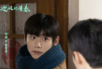 为什么粉丝不追顶流，开始追“糊咖”了？