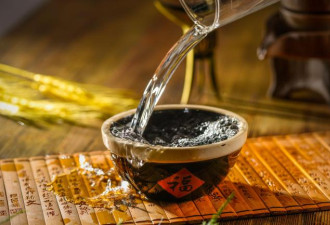 喝白酒为什么一定要配水?
