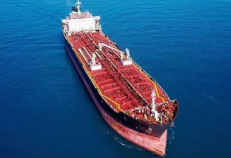 中国军舰护航也没用 8艘油轮被逼掉头