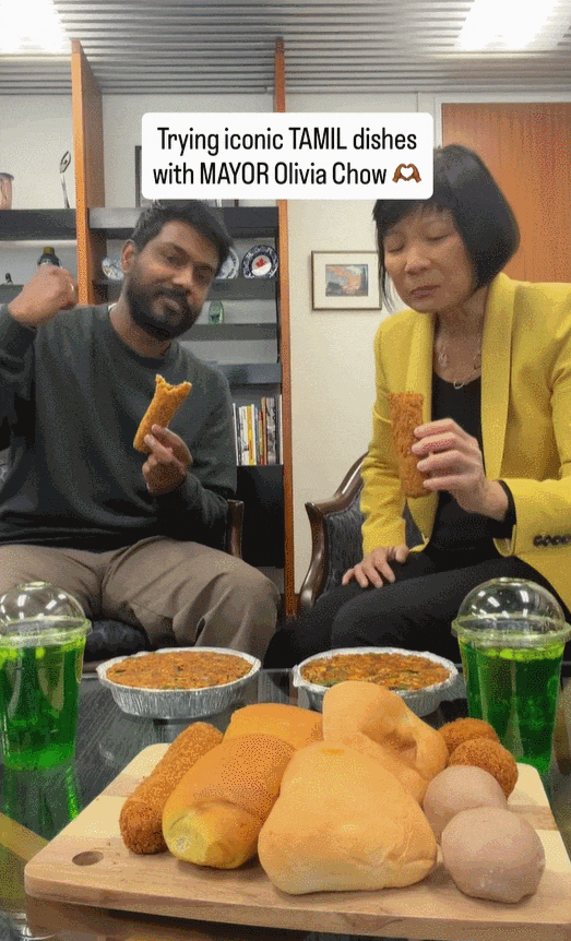多伦多市长邹至蕙"开吃播": 狂炫印度美食, 直呼"带劲"