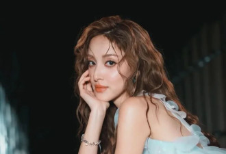 “最美港姐”上浪姐一夜爆火 真人版迪士尼公主