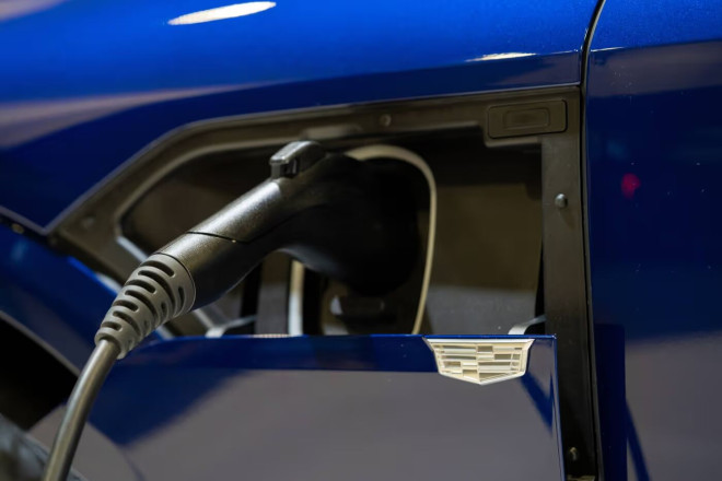 多伦多电动车免费充电