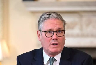 英国首相被喊下台，因外交大使与爱泼斯坦丑闻