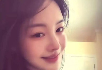 郑爽近照变网红脸，神似韩国爱豆越来越哈韩