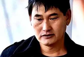 跳楼身亡、家中财物堆积、暗中抚养私生子！大衣哥私生活传闻