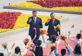 苏林访华深度体验高铁，“半个政治局”都来了
