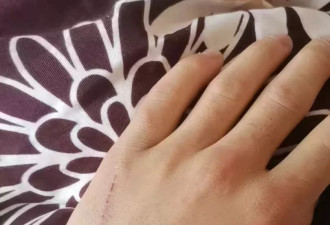 一小学生遭殴打还被搜家，8人未满14岁不处罚？