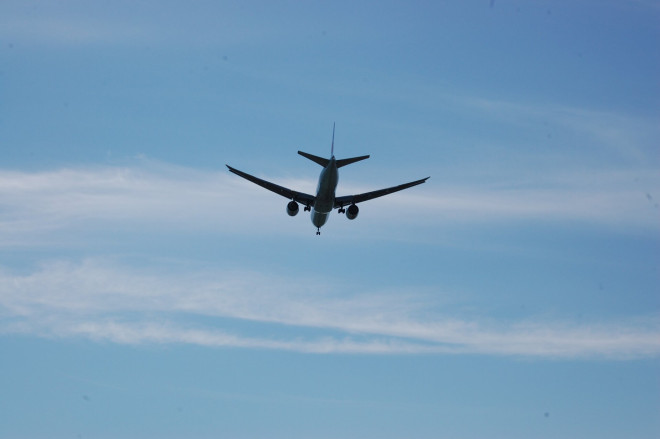 19UP7OMb4zfoCCmA-anhmd0K6JnfwIzHV?exp=1777304309&sig=RdKApD2XgY7o8UrRqXMx8KOBJJ7e7ZfAii6g19j2Ozk