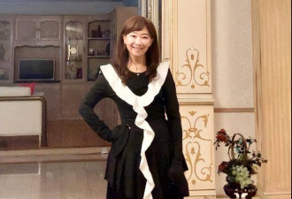 香港资深歌手近照曝光东京豪宅，三子全上斯坦福